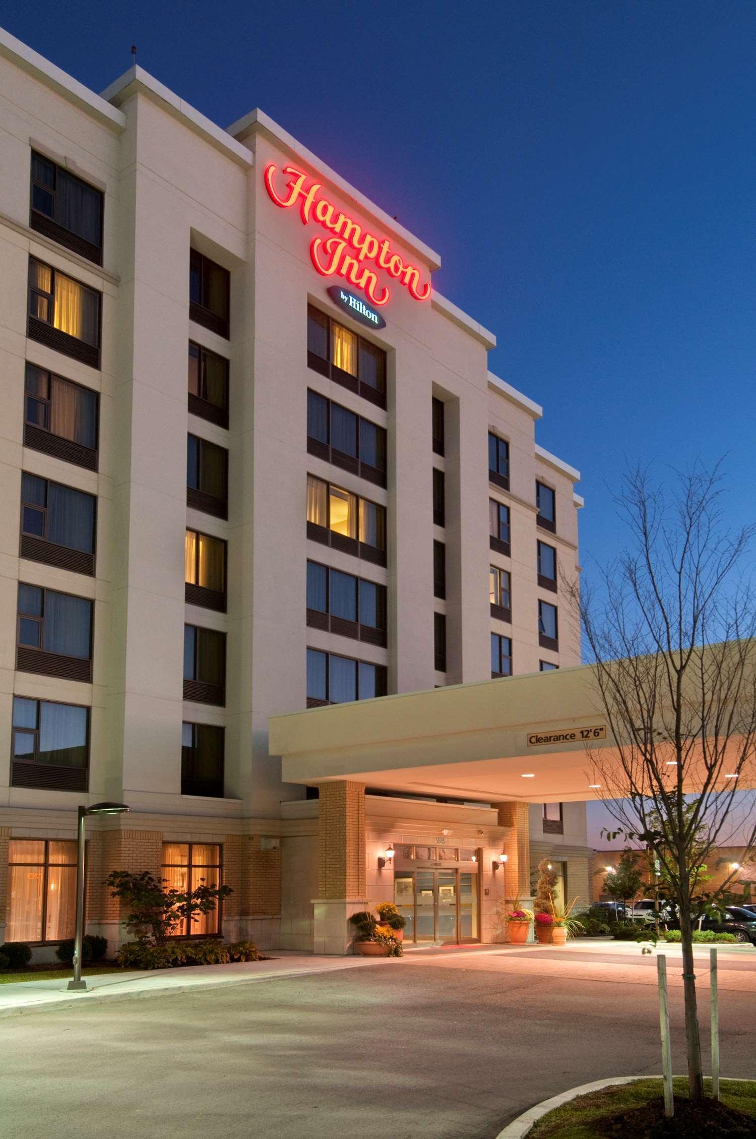 Hampton Inn By Hilton Toronto Airport Corporate Centre Exterior foto